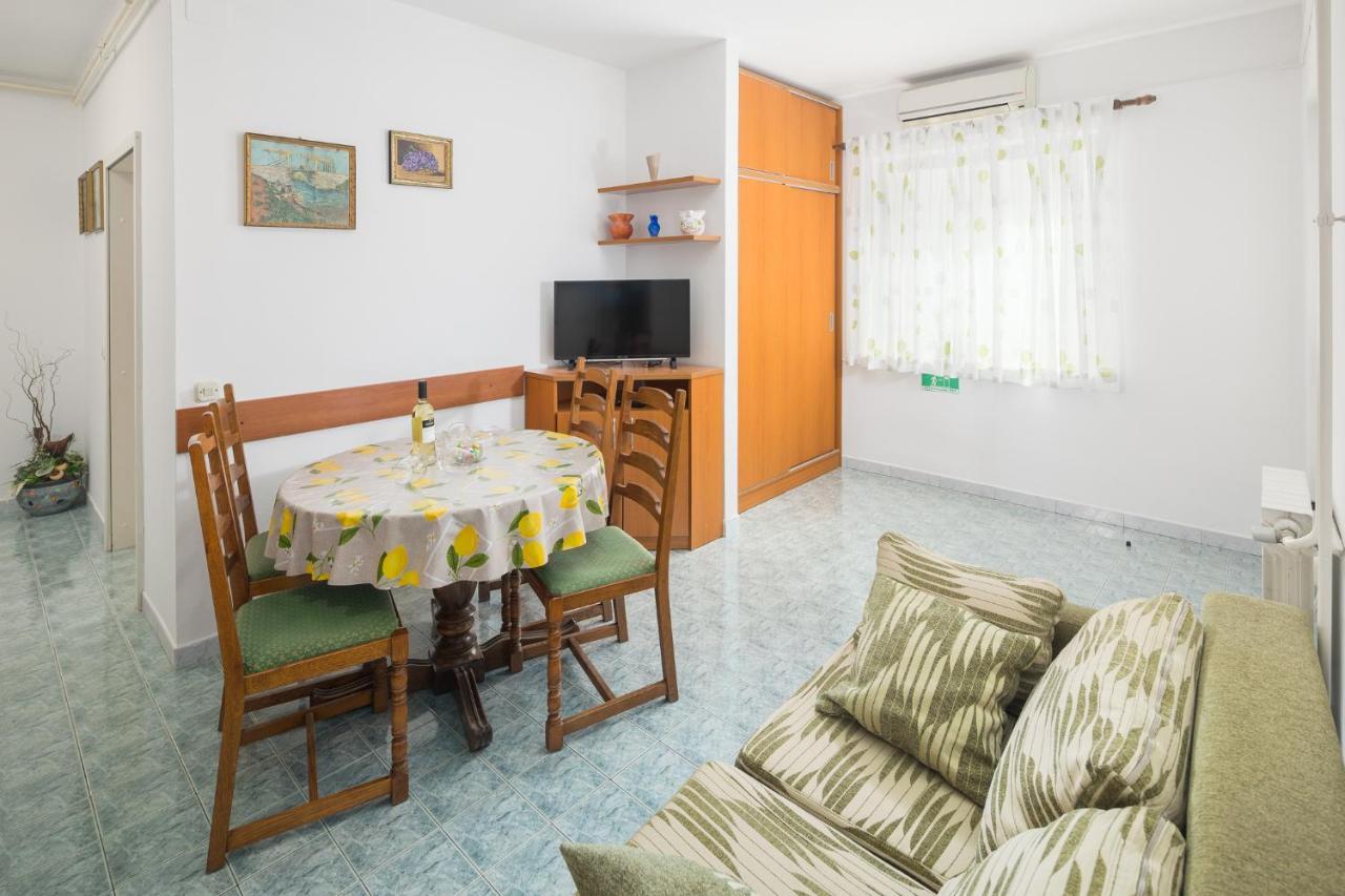 Apartment Korelic Green Garden Пореч Екстериор снимка