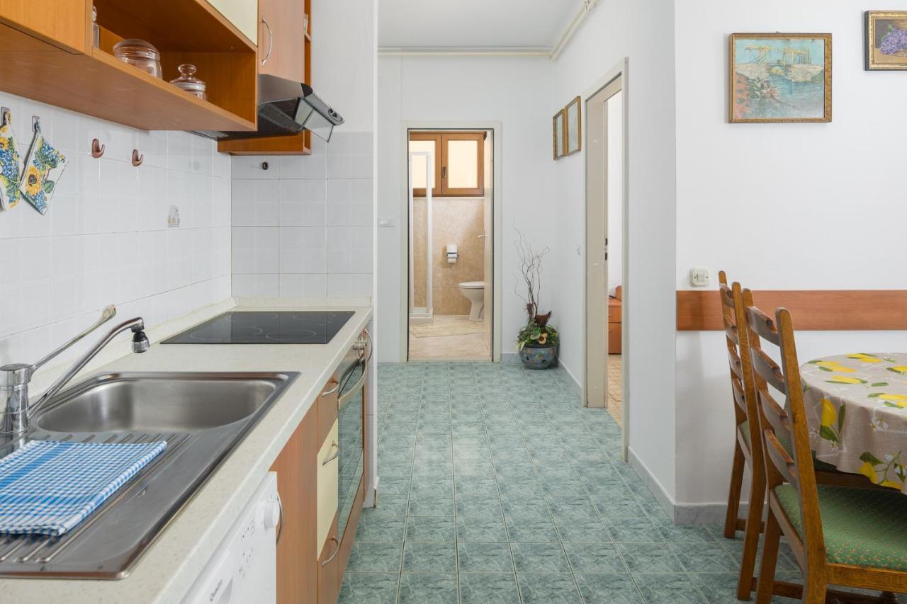 Apartment Korelic Green Garden Пореч Екстериор снимка